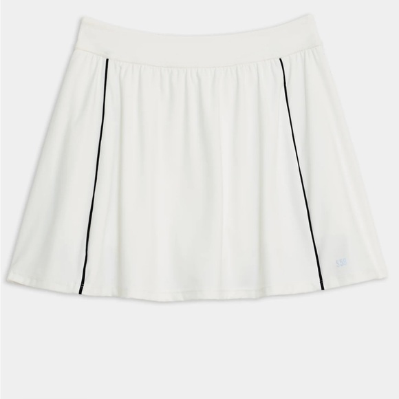 NWT Splits59 VENUS HIGH WAIST RIGOR
SKORT W/PIPING. Size: Medium. Color: White - Picture 2 of 6